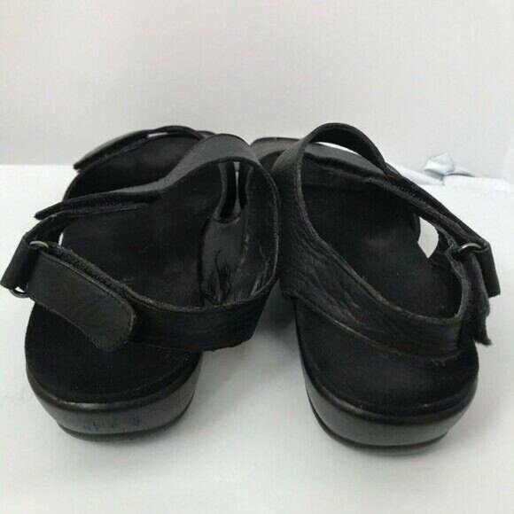 Easy Spirit Womens Black Leather Sandals Adjustable Straps Comfortable Flat 5m - Picture 3 of 6
